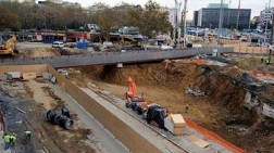 Taksim'de Üst Geçit Açıldı