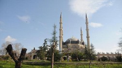 Selimiye Camii Görüntüsünü Bozan Ağaçlar Kesildi