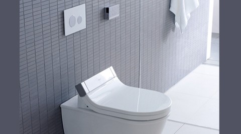 Duravit’ten Bağlantıları Gizlenmiş Klozet Kapağı: SensoWash C