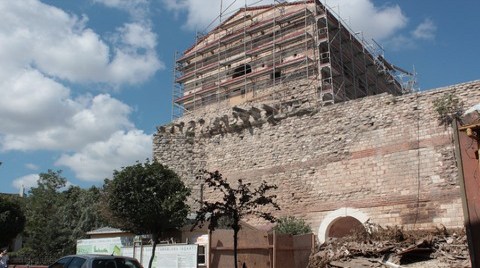 Eksik Saraylar İtinayla Tamamlanır 