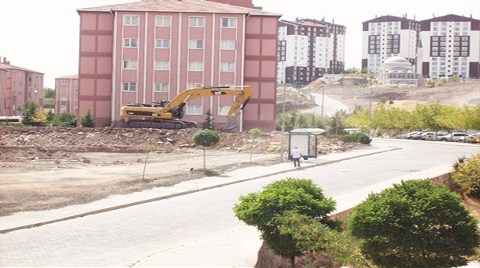 TOKİ'den İmar Değişikliği ile Aynı Bölgeye 2. Cami!