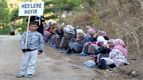 Köylüler HES'e Karşı Ayaklandı