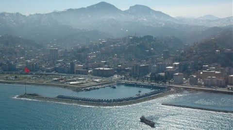 Rize'de Olmayan Havaalanına İsim Tartışması!