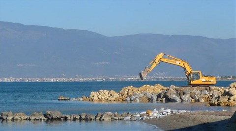 Kıyı Katliamını Belediye de Durduramıyor!