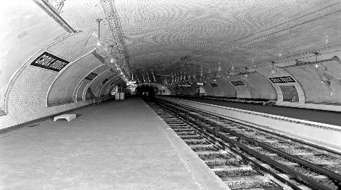 Paris'in Terk Edilmiş Metro İstasyonları İşte Böyle Dönüştürülecek!