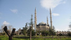 Selimiye Camii Silueti Davalık Etti