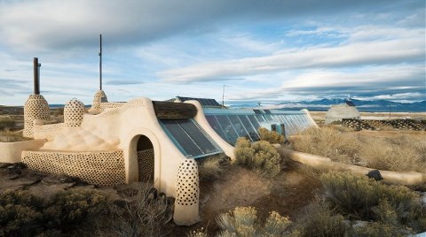 Sürdürülebilir Yaşam Teknesi: Earthship