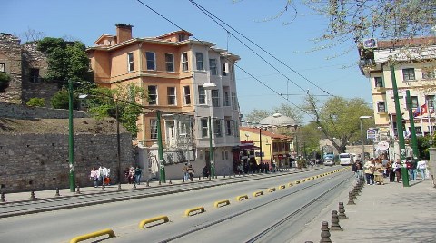 Sultanahmet'in Asırlık Konağı Satılıyor!