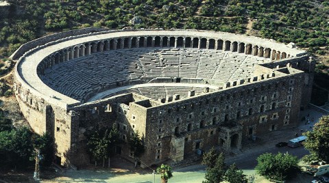 Aspendos'ta Restorasyon Zamanı!