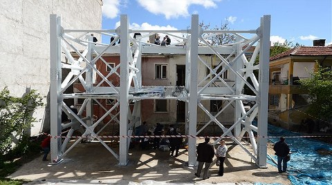 Boş Binada "Gerçek Deprem Etki Deneyi"