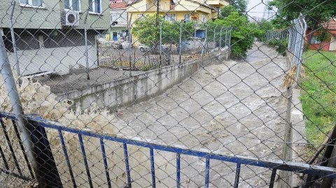 İstanbul'da Dereler Taştı, Yollar Göle Döndü