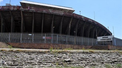 Stadın Taşı Köşk’e Çıktı