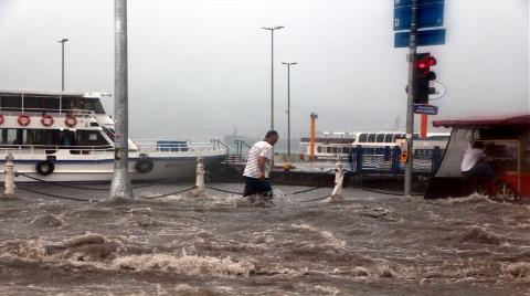 İstanbul'da Sel Değil 'Altyapı' Felaketi