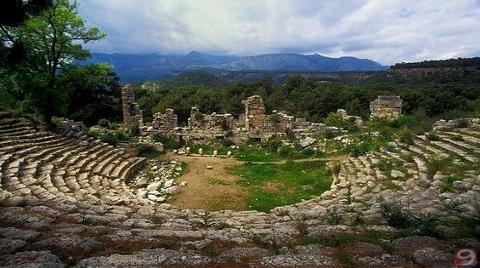 2700 Yıllık Phaselis'teki Otel Kabusu Şimdilik Bitti