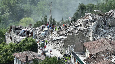 İtalya’da 6,6 Şiddetinde Deprem