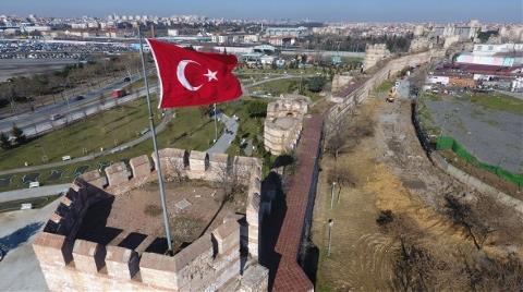 İstanbul'un Surlarının Bakımsızlığını Bir de Havadan Görün!