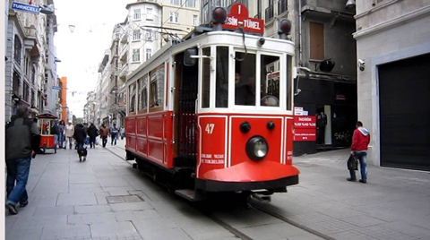 Beyoğlu’nun Simgesi Tarihi Tramvay Yenileniyor