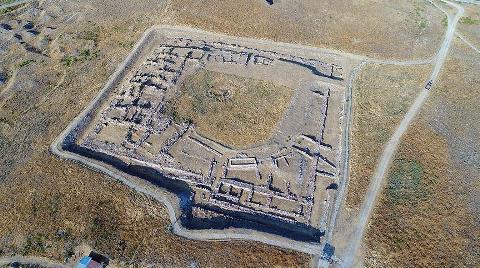 Kültepe'den 70 Yıldır Tarih Fışkırıyor