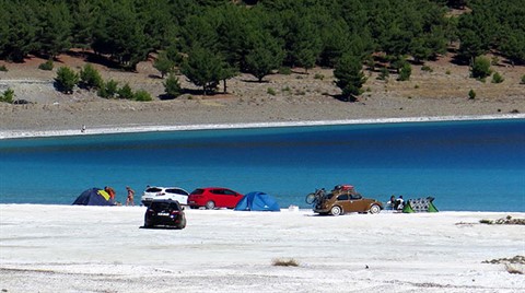 Salda Gölü'nde Festival Kirliliği' Endişesi