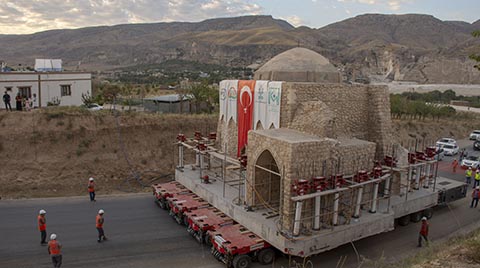 Hasankeyf’te İmam Abdullah Zaviyesi Yeni Yerine Taşındı