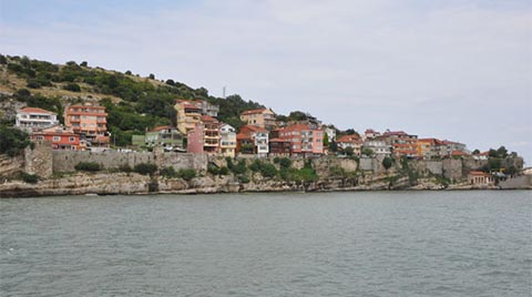 Amasra Kalesi'nin Altındaki Kayalıkta Çökme