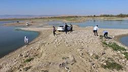 Sular Çekildi, Adaya Yol Açıldı 