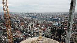 Taksim Camisi'nin Alemi Yerleştirildi