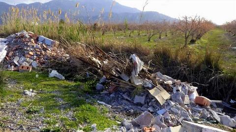 Dalyan İztuzu Yolu Çöplüğe Döndü