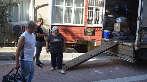 Avcılar'da Mühürlenen Binada Tahliyeler Sürüyor