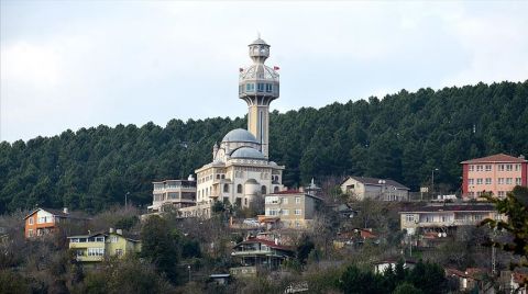 İstanbul Manzaralı Minareli Kütüphane