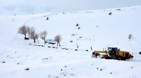 Doğu Anadolu'da 280 Köy ve Mahalle Yolu Ulaşıma Kapandı