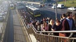 Altunizade Metrobüs İstasyonu Genişletildi