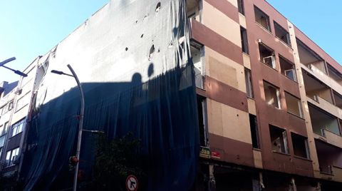 Bakırköy'de 8 Ay Önce Boşaltılan Bina Yıkılmayı Bekliyor