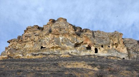 Kayadan Oyma Çakırkaya Manastırı Turizme Kazandırılacak