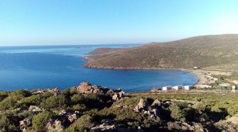 Urla Arazilerinin Bir Bölümü Kurtuldu