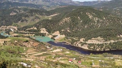 Maraş’ta Baraj Suları Siyaha Büründü