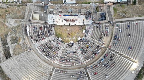 İzmir Büyükşehir Belediyesi, Zeus Sunağı için Çalışmalara Başlıyor