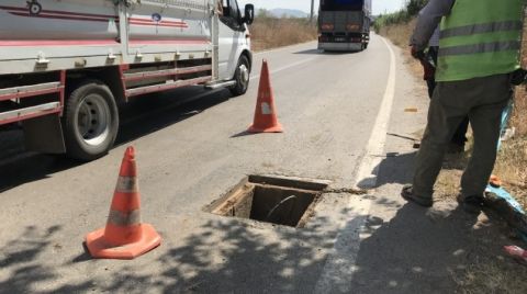 Yoldaki Rögar Kapakları Çalındı