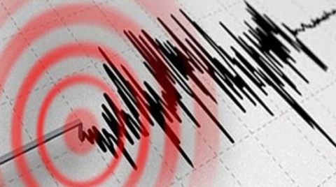 Ege’de 4 Saatte 5 Deprem