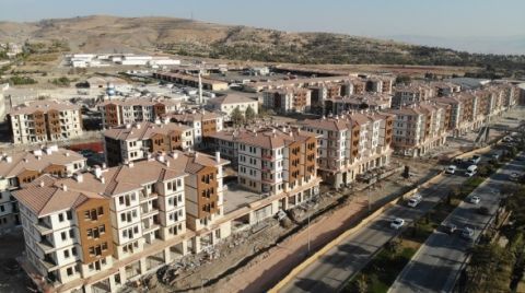 Elazığ'da 19 Bin 500 Konutun 2 Bin 500'ü Tamamlandı