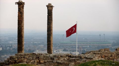 Urfa Kalesi Gün Yüzüne Çıkarılıyor