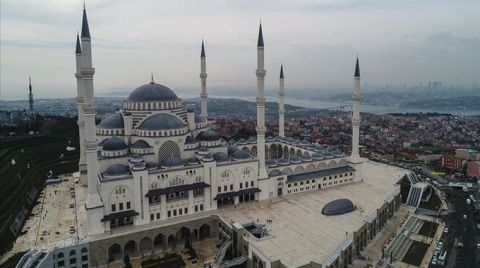 Çamlıca Camisi'nin Metrosunu Ulaştırma Bakanlığı Yapacak