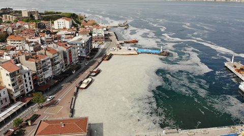 Döktüklerimizi Deniz Geri Verdi