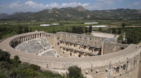 Aspendos’un UNESCO Kalıcı Listesine Alınması için Çalışma Yürütülüyor