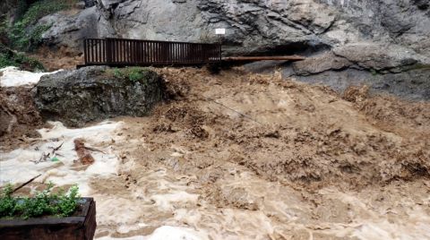 Doğu Karadeniz için Çok Kuvvetli Sağanak Uyarısı