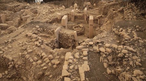 BM Bahçesine Göbeklitepe’deki Dikilitaşların Replikası Yapılacak