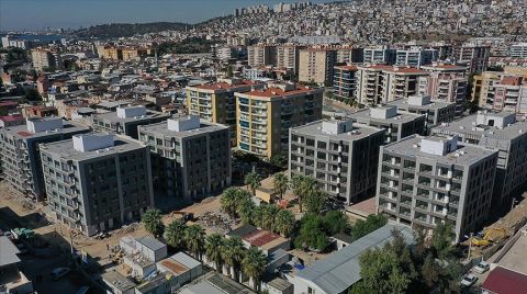 İzmir'de Depremzedeler Yeni Evlerine Kavuşmaya Başlıyor