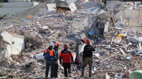 Depremde Yıkılan Apartmanın Müteahhidi: “Benim İnşaatlarım Yıkılmaz”