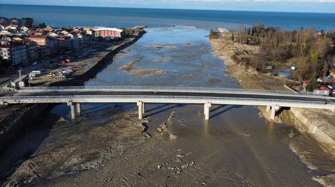 Ayancık'ta Selde Yıkılan Köprü Yeniden Açıldı