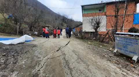 Karabük'te Heyelan Nedeniyle Boşaltılan Ev Sayısı 21'e Yükseldi